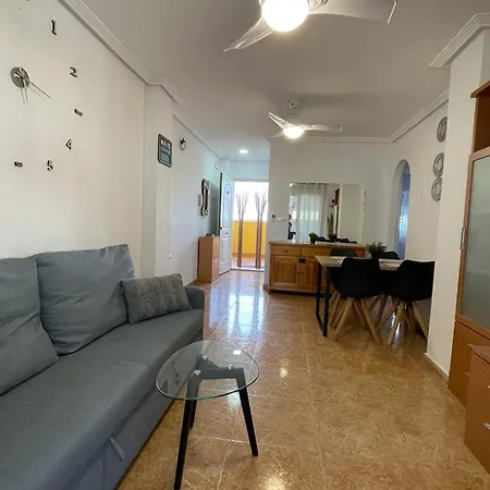 Bonito Con Piscina Cerca De La Playa Apartmán La Mata (Torrevieja)